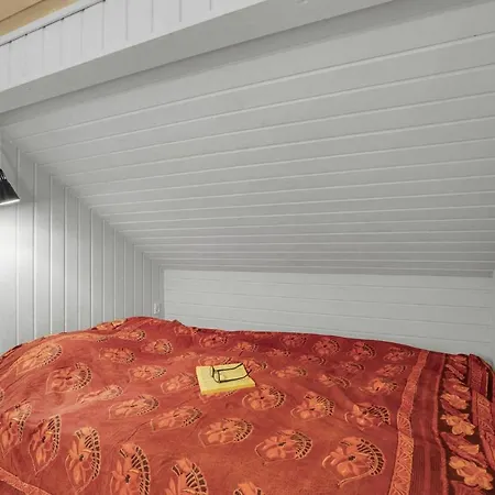 2 Bedroom Awesome In *