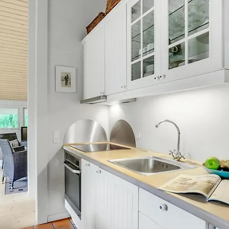 Feriehus 2 Bedroom Awesome In