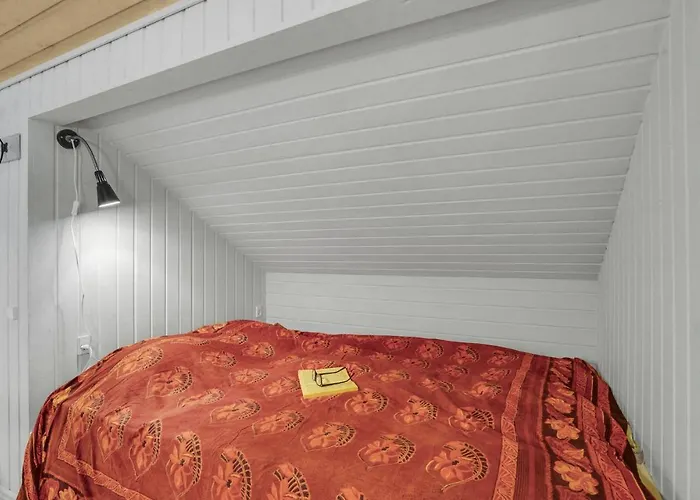 2 Bedroom Awesome In *