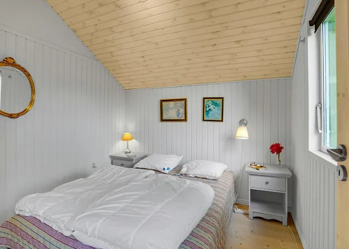 Hébergement de vacances 2 Bedroom Awesome In *